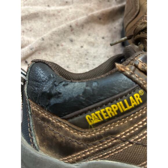 Women's Caterpillar Composite Toe Work Shoes 8.5 Good with some peeling - Picture 2 of 10
